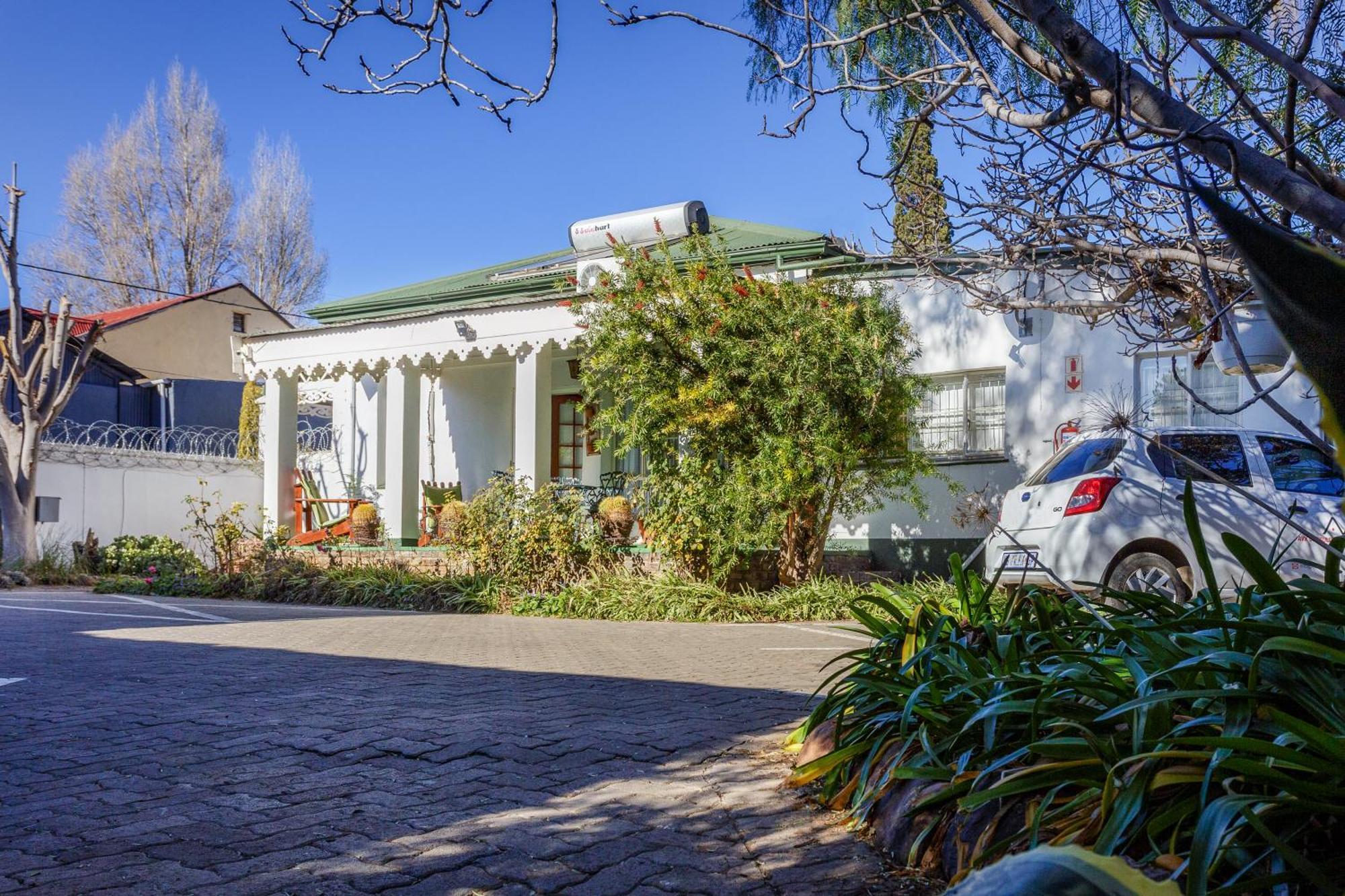 Horse And Mill Guesthouse Colesberg Dış mekan fotoğraf